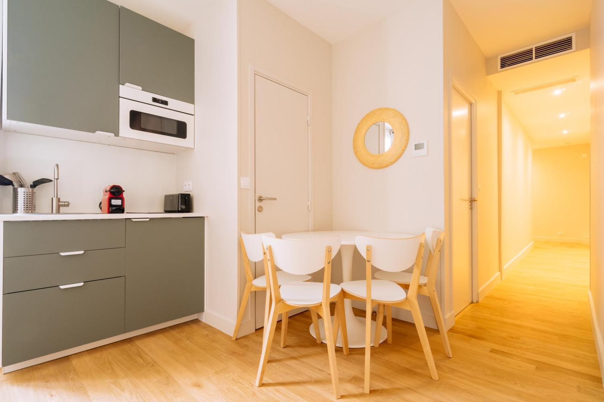 Stunning 1 Bedroom Apartment In Paris Exterior foto
